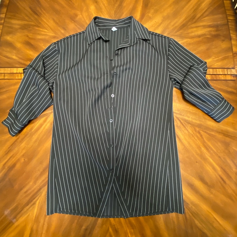 Oversized Black Pinstripe 3/4 sleeve button down shirt